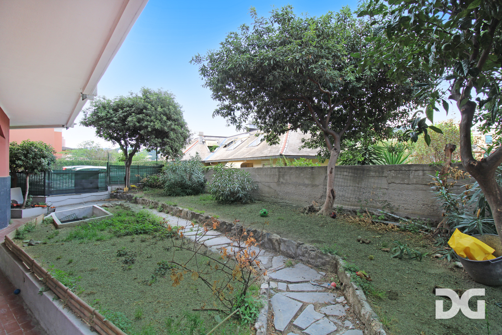 Immobiliare Del Guasta SAN MARTINO D'ALBARO – VIA VIVIANI MQ. 72 CON GIARDINO E BOX 