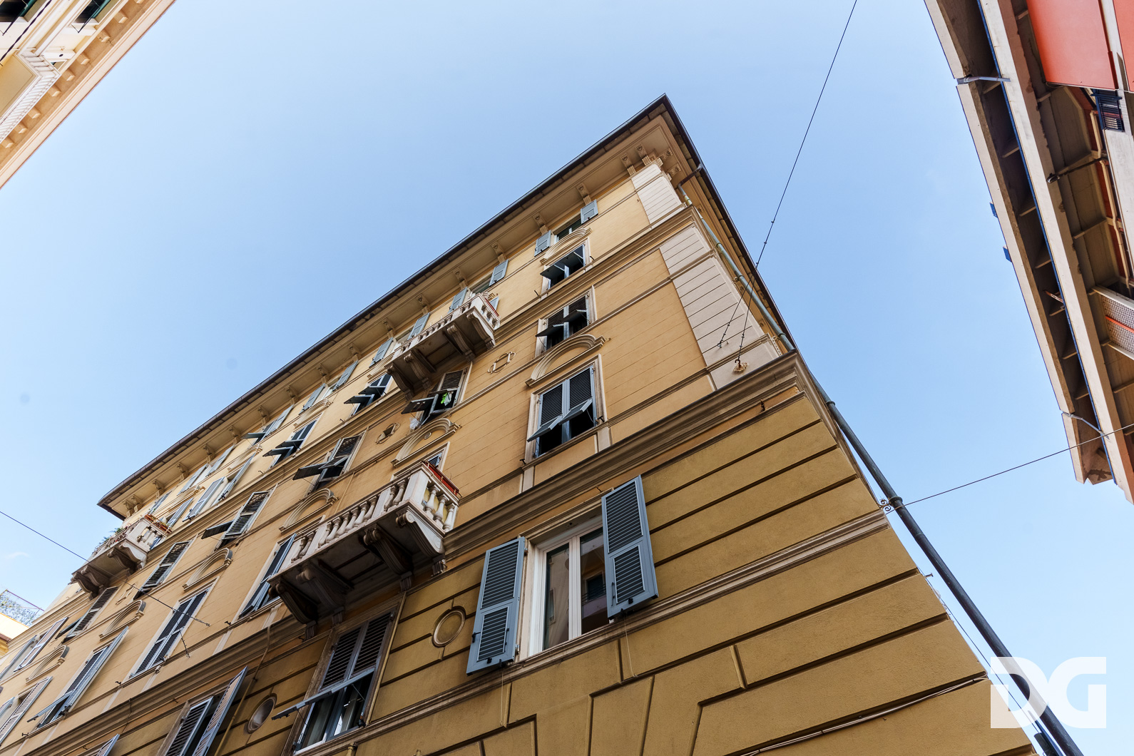 Immobiliare Del Guasta FOCE – VIA CIPRO LOCALE COMMERCIALE MQ. 93 