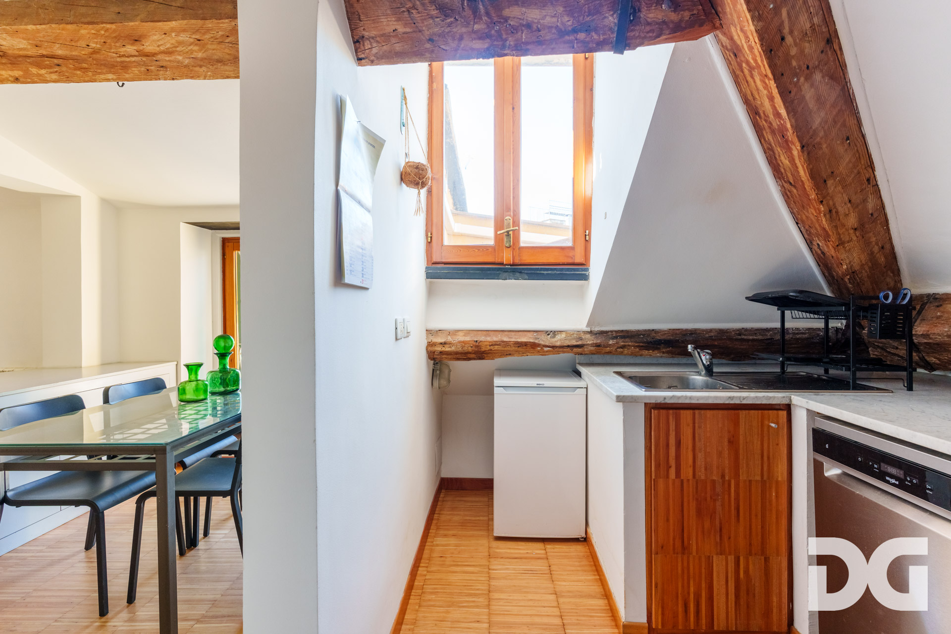 Immobiliare Del Guasta CENTRO – VIA ROMA PERFETTI MQ. 61 MANSARDATI PANORAMICI 