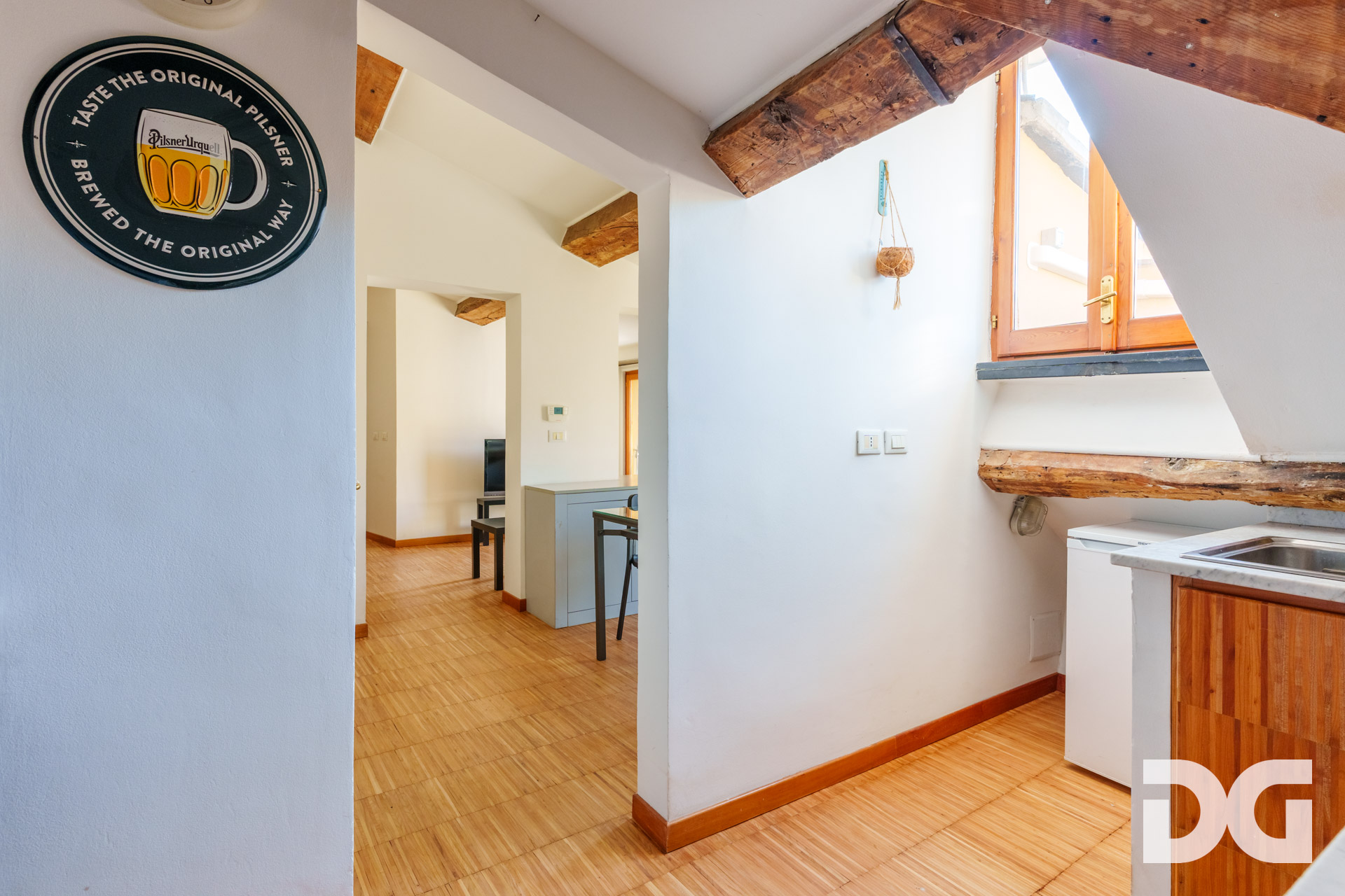 Immobiliare Del Guasta CENTRO – VIA ROMA PERFETTI MQ. 61 MANSARDATI PANORAMICI 