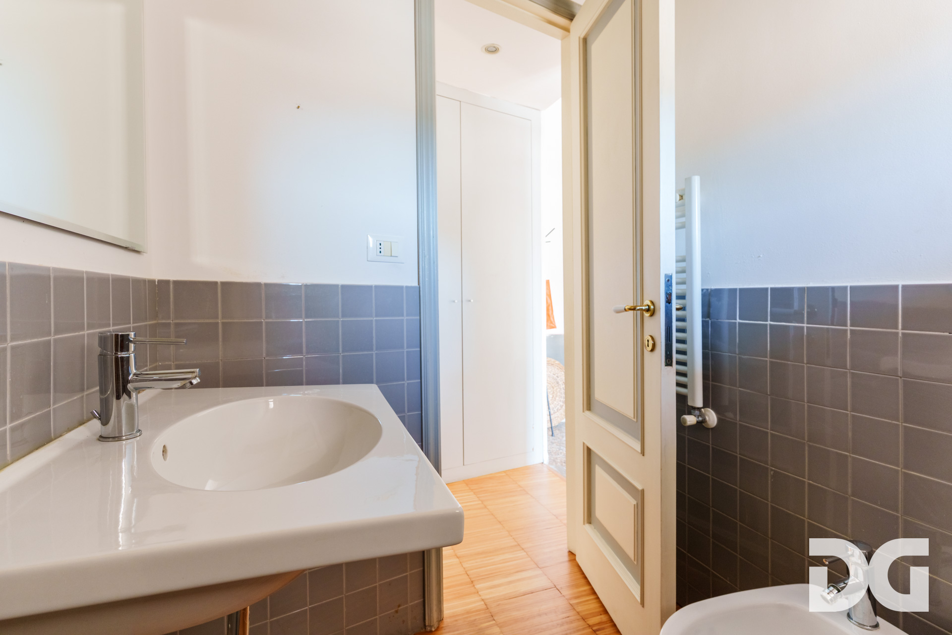 Immobiliare Del Guasta CENTRO – VIA ROMA PERFETTI MQ. 61 MANSARDATI PANORAMICI 