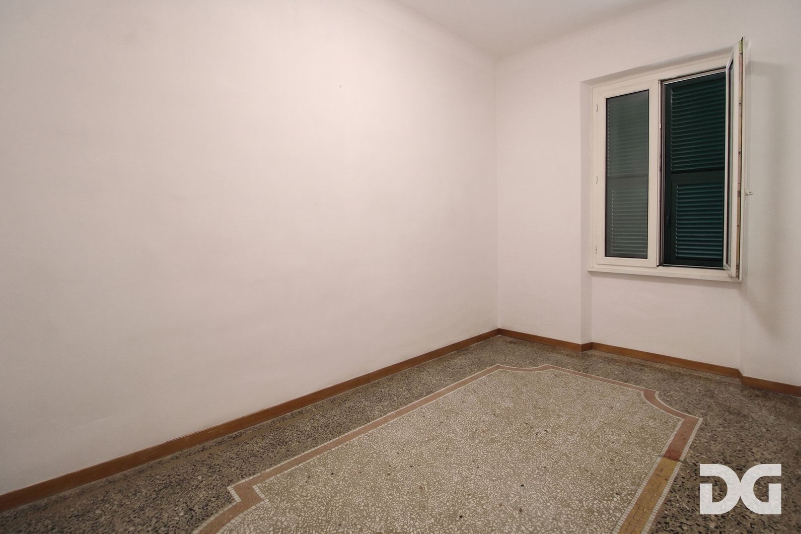Immobiliare Del Guasta CASTELLETTO MANIN – LARGO GIARDINO MQ.103 PIANO ALTO