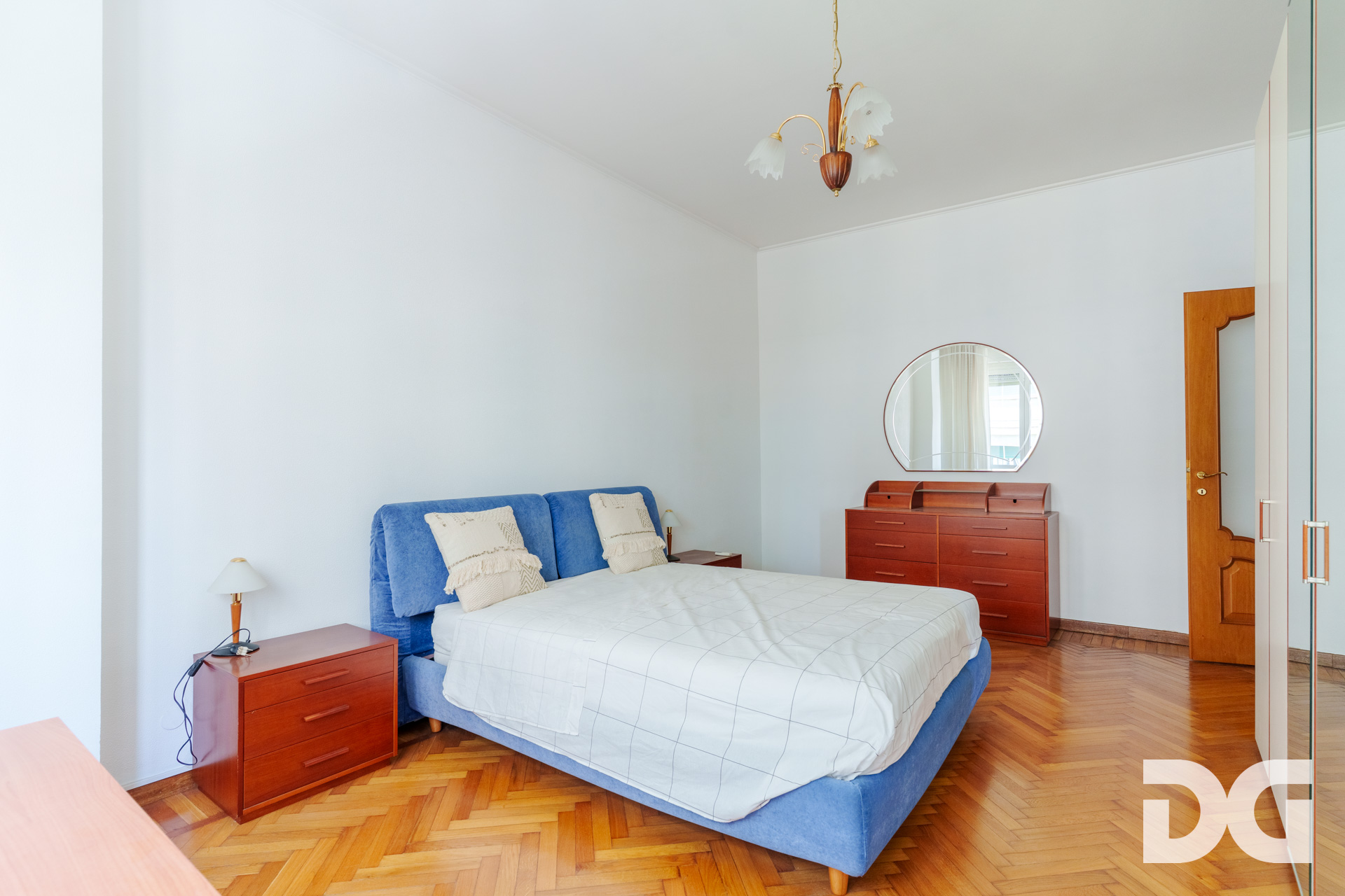 Immobiliare Del Guasta SAMPIERDARENA – VIA ERIDANIA LUMINOSI MQ.60 CON POGGIOLATA