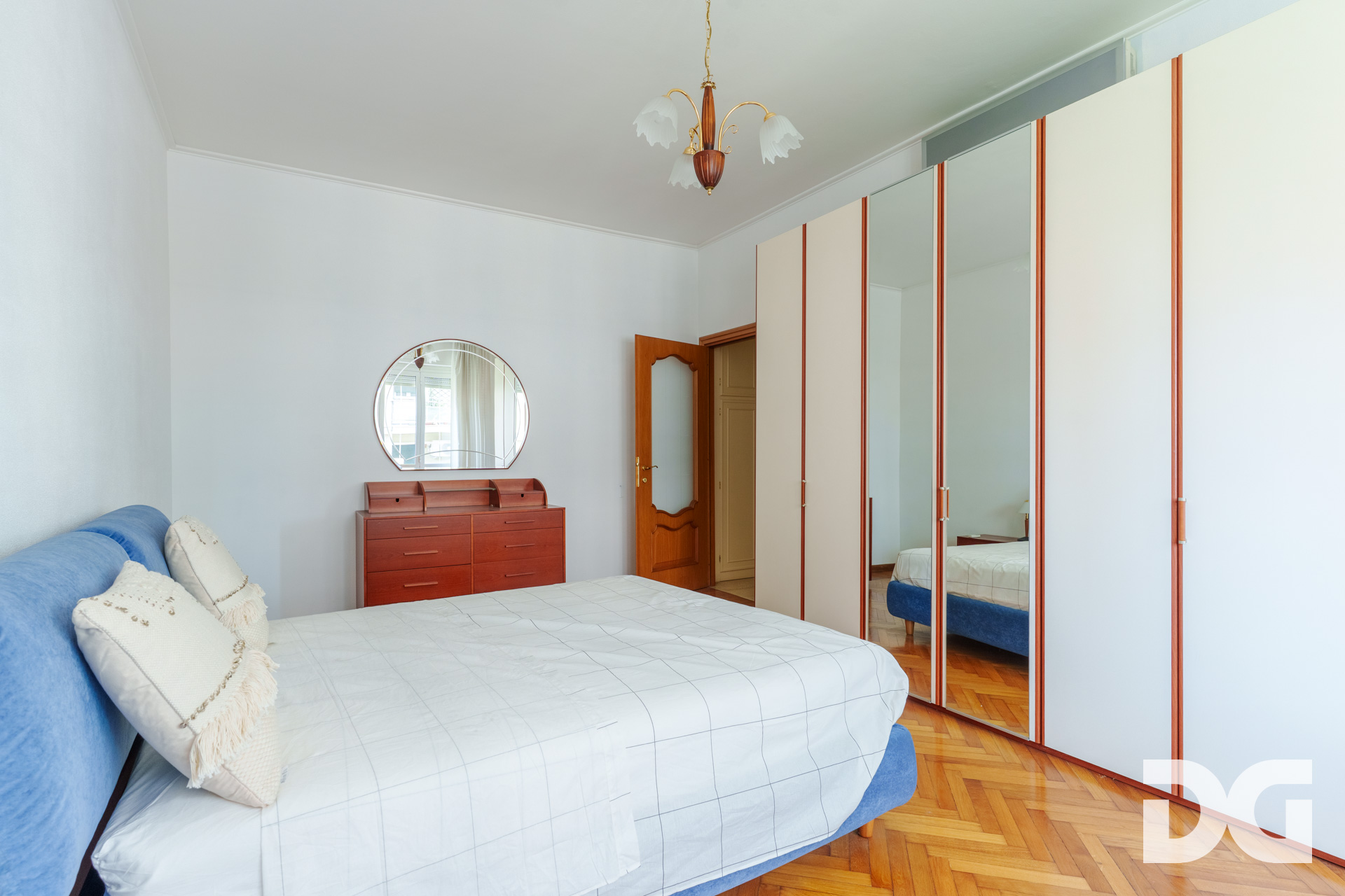 Immobiliare Del Guasta SAMPIERDARENA – VIA ERIDANIA LUMINOSI MQ.60 CON POGGIOLATA