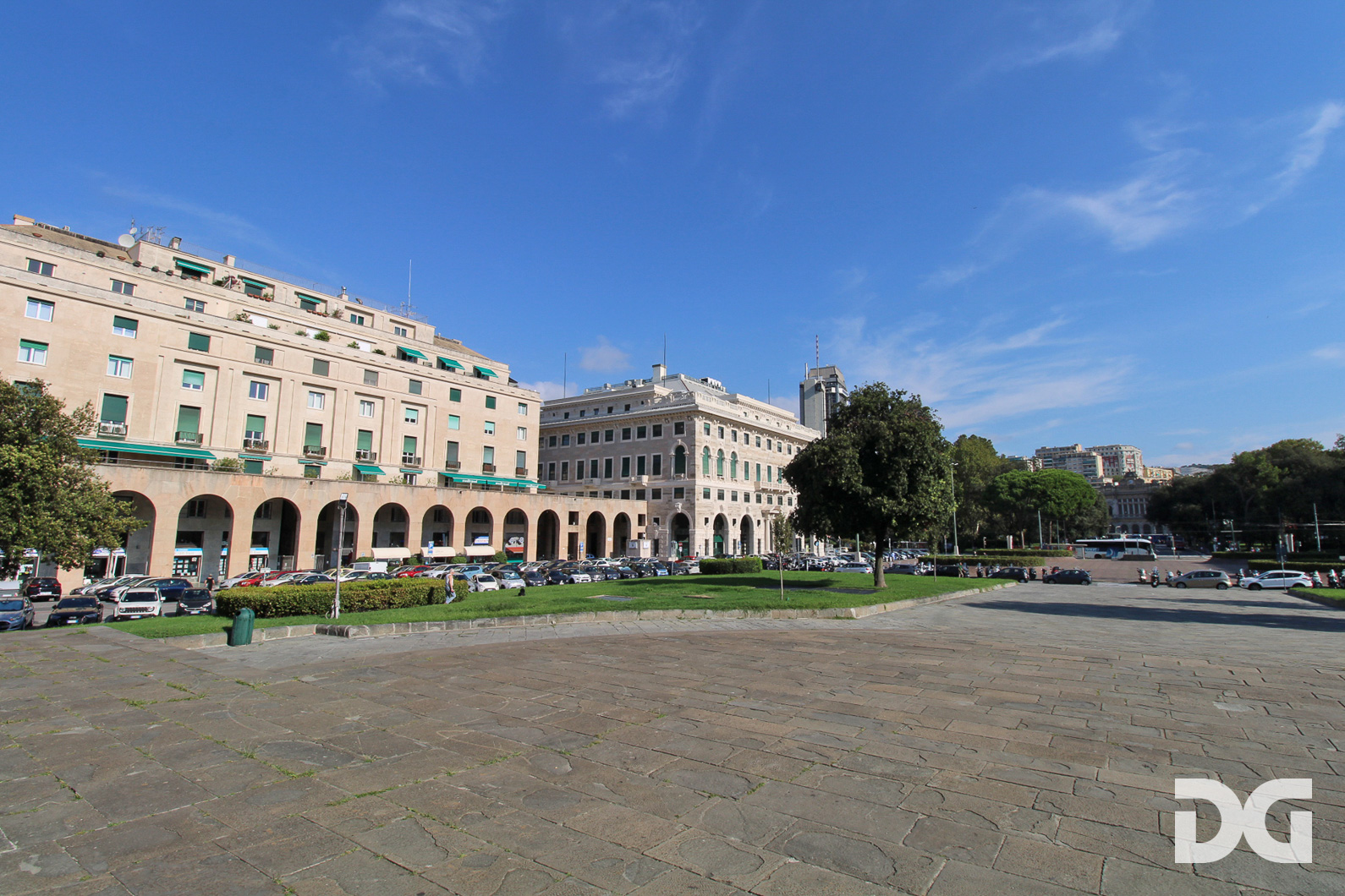 Immobiliare Del Guasta PIAZZA DELLA VITTORIA – PRESTIGIOSI MQ. 113 CON TERRAZZO