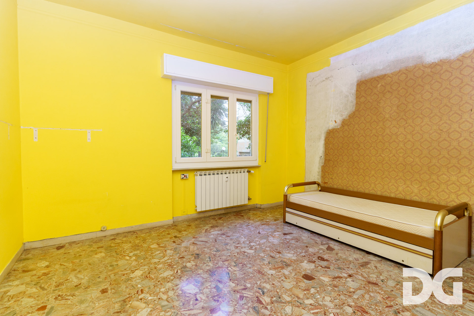 Immobiliare Del Guasta PEGLI – PIAZZALE DEI GLICINI MQ.118 CON GIARDINO