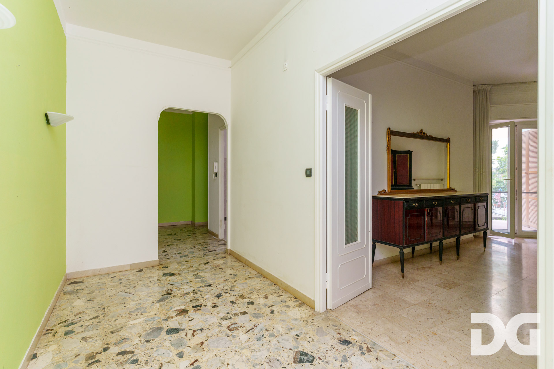 Immobiliare Del Guasta PEGLI – PIAZZALE DEI GLICINI MQ.118 CON GIARDINO