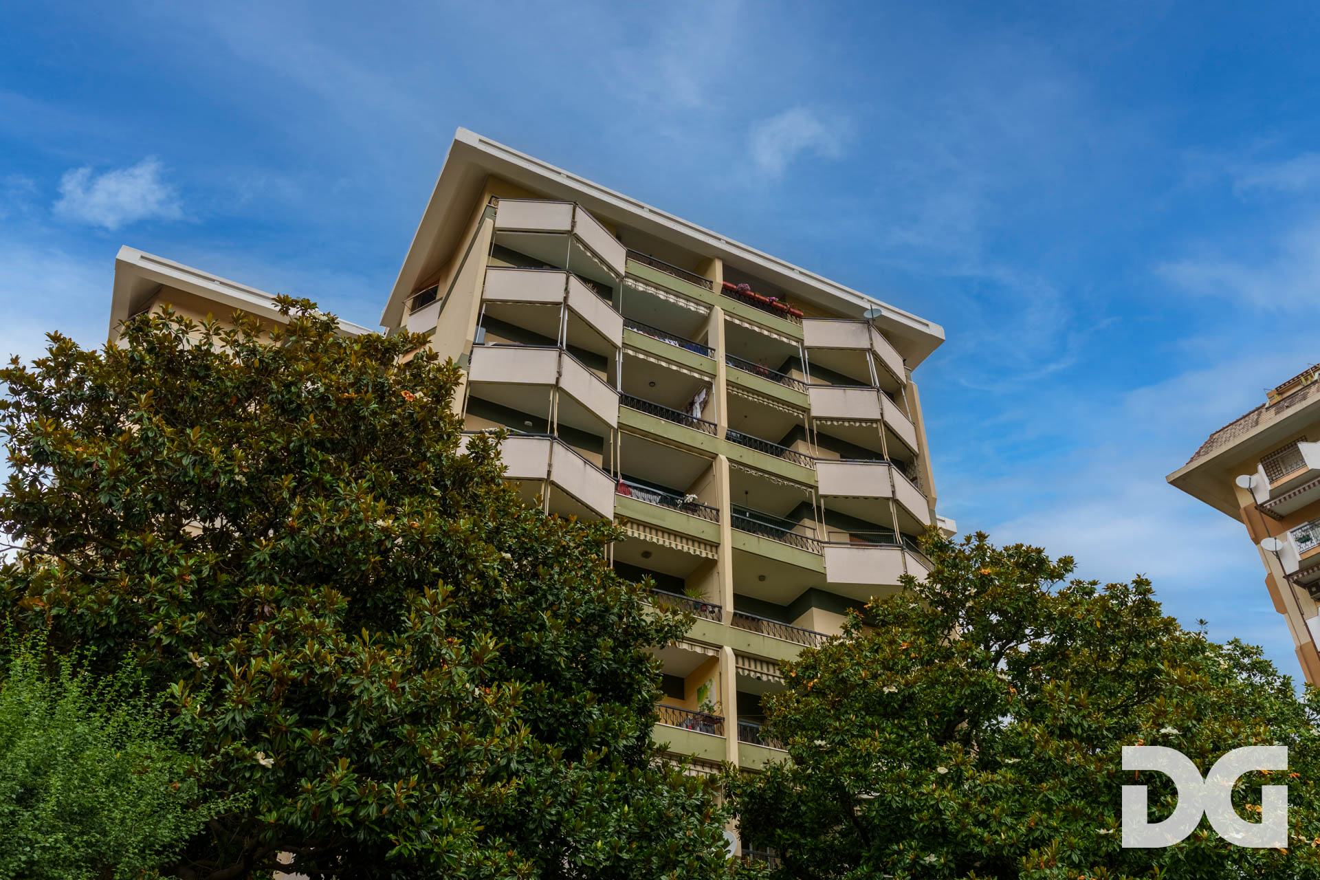 Immobiliare Del Guasta PEGLI – PIAZZALE DEI GLICINI MQ.118 CON GIARDINO