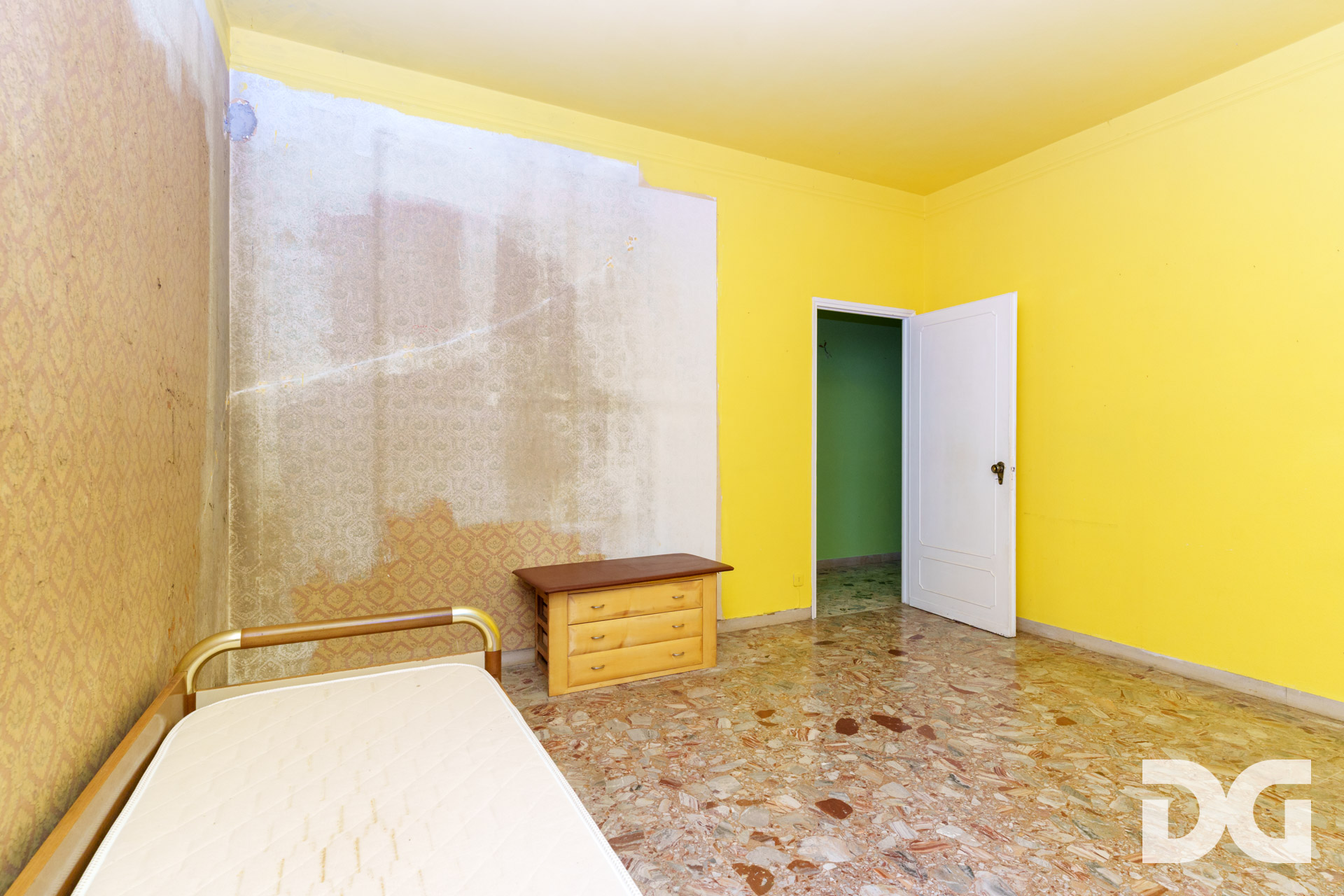 Immobiliare Del Guasta PEGLI – PIAZZALE DEI GLICINI MQ.118 CON GIARDINO