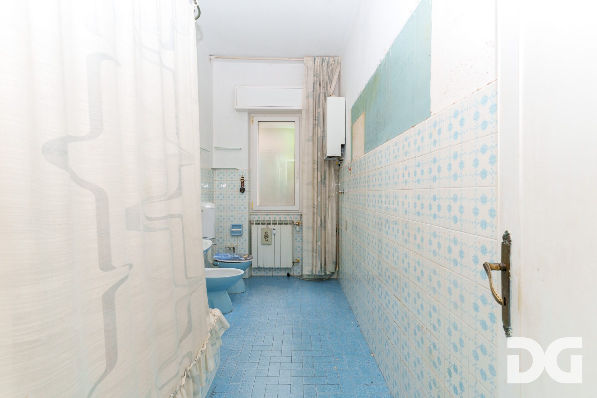 Immobiliare Del Guasta PEGLI – PIAZZALE DEI GLICINI MQ.118 CON GIARDINO