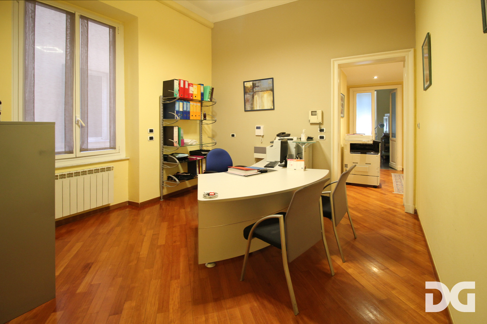 Immobiliare Del Guasta CENTRO – VIA XX SETTEMBRE STANZA AD USO UFFICIO