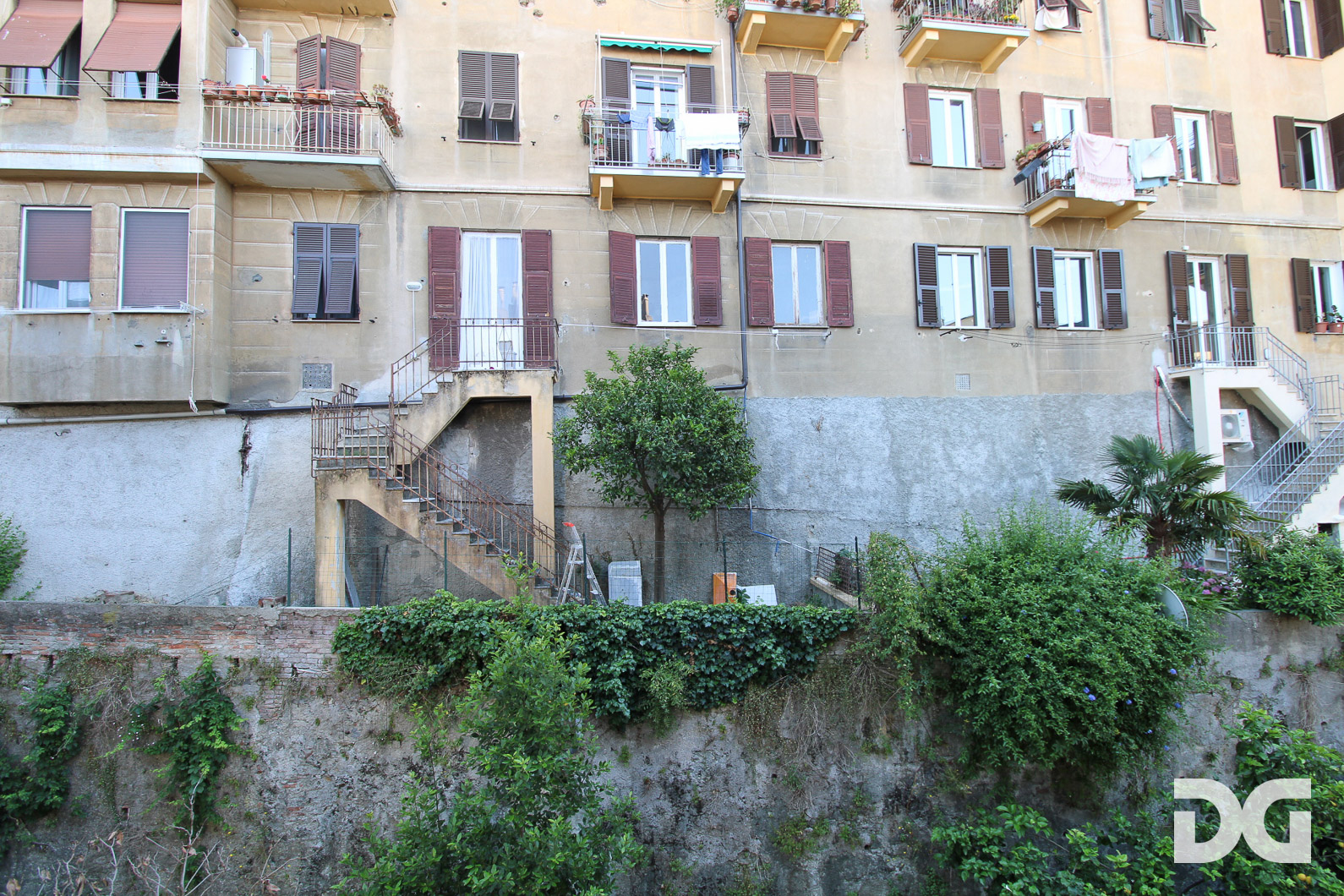 Immobiliare Del Guasta CENTRO STORICO CARMINE – VIA EDILIO RAGGIO ORDINATI MQ. 147