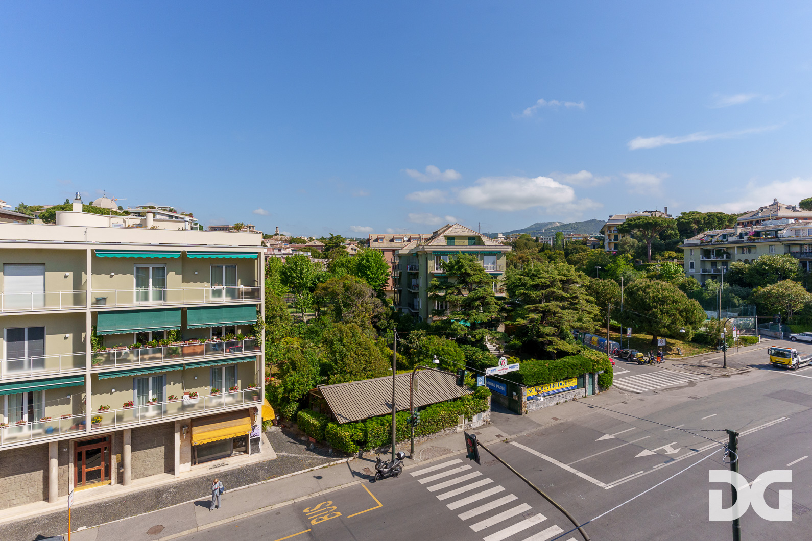 Immobiliare Del Guasta ALBARO – VIALE NAZARIO SAURO MQ.58 con TERRAZZO 