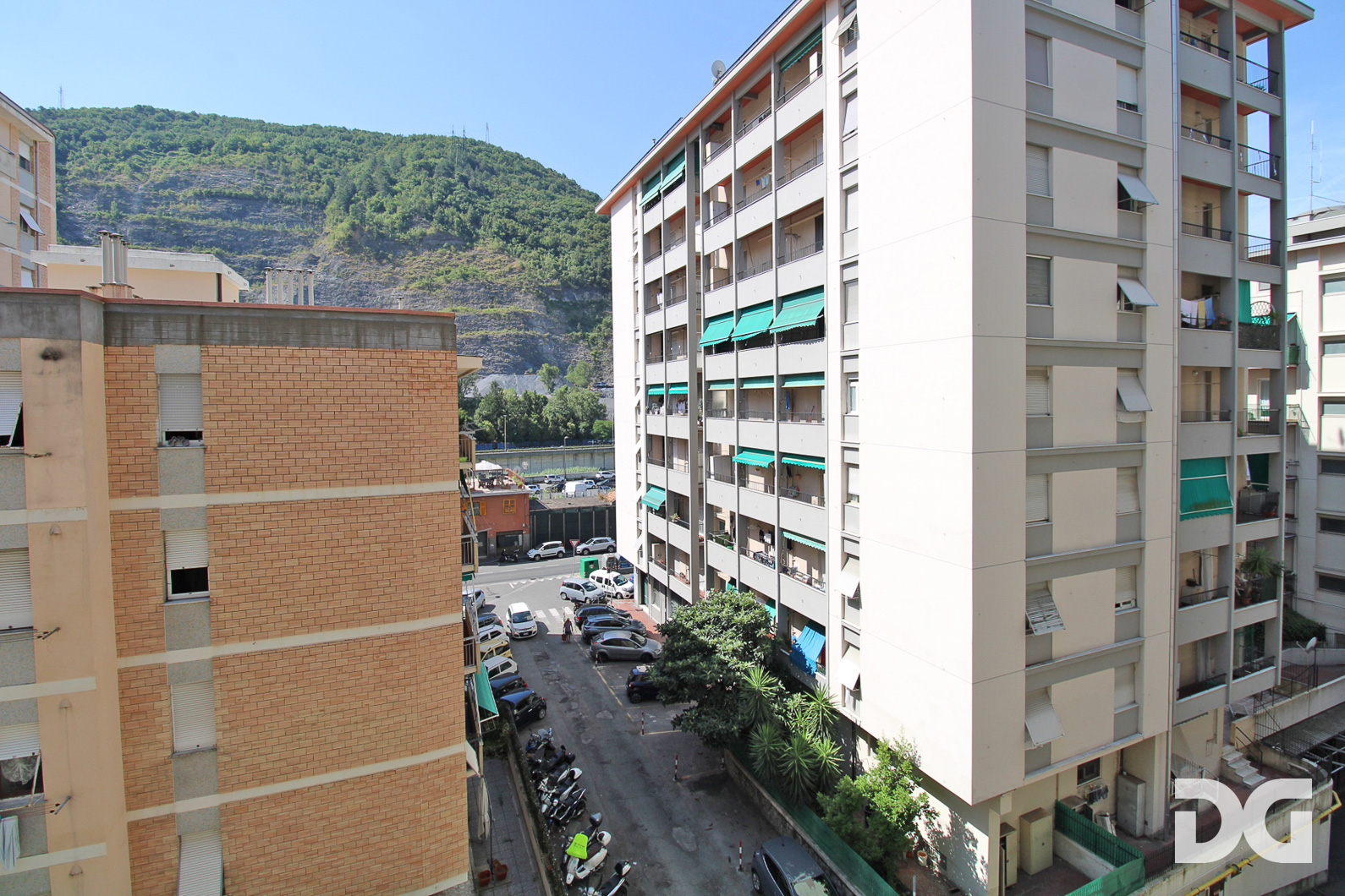 Immobiliare Del Guasta MOLASSANA – VIA GHERZI RISTRUTTURATI MQ. 95 CON POGGIOLATA