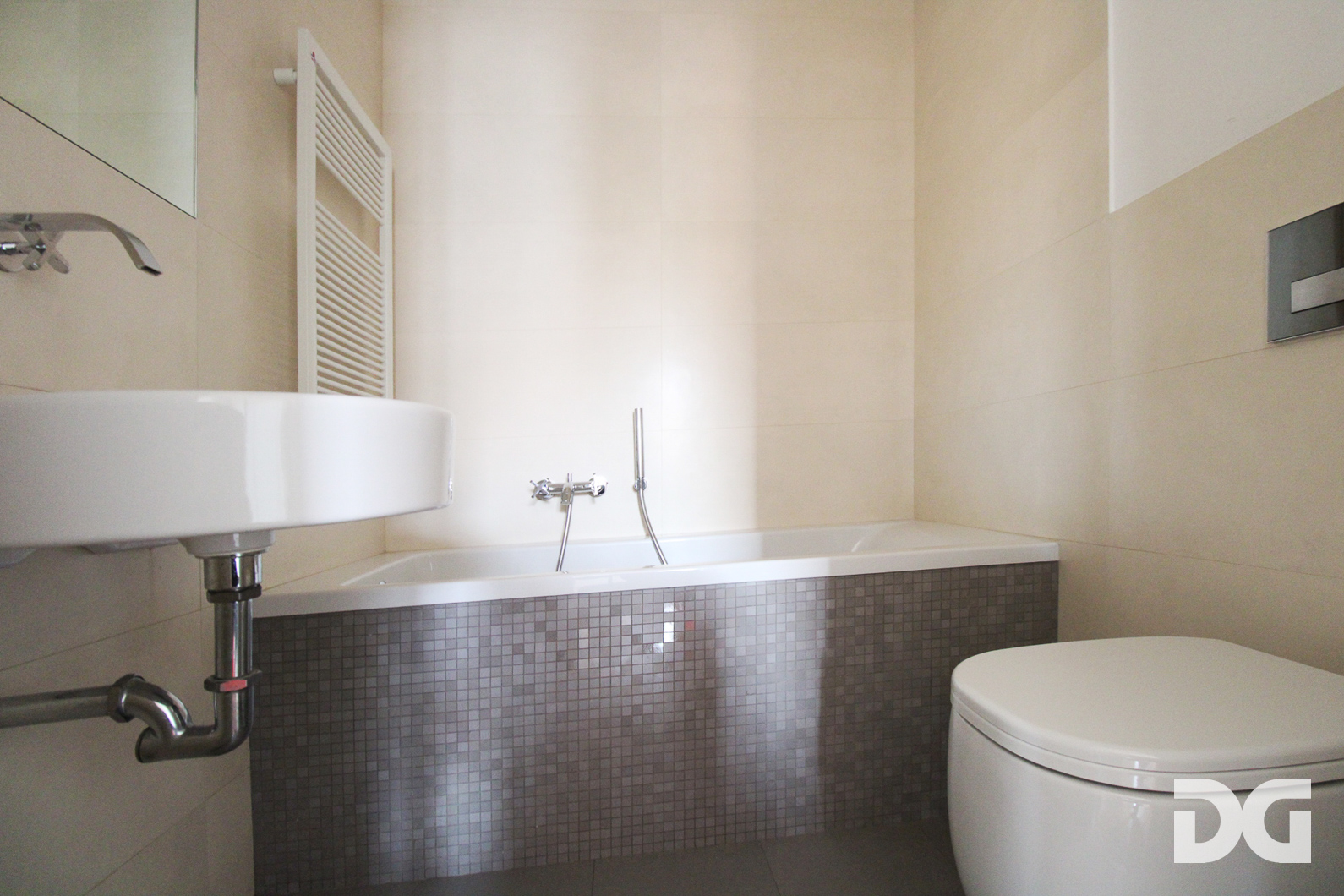 Immobiliare Del Guasta STURLA – PIAZZA RAGAZZI DEL ’99 LUMINOSISSIMI MQ.94