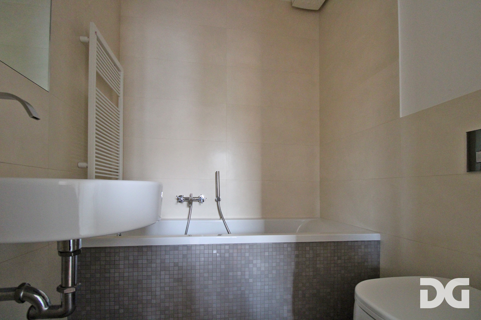 Immobiliare Del Guasta STURLA – PIAZZA RAGAZZI DEL ’99 LUMINOSISSIMI MQ.94