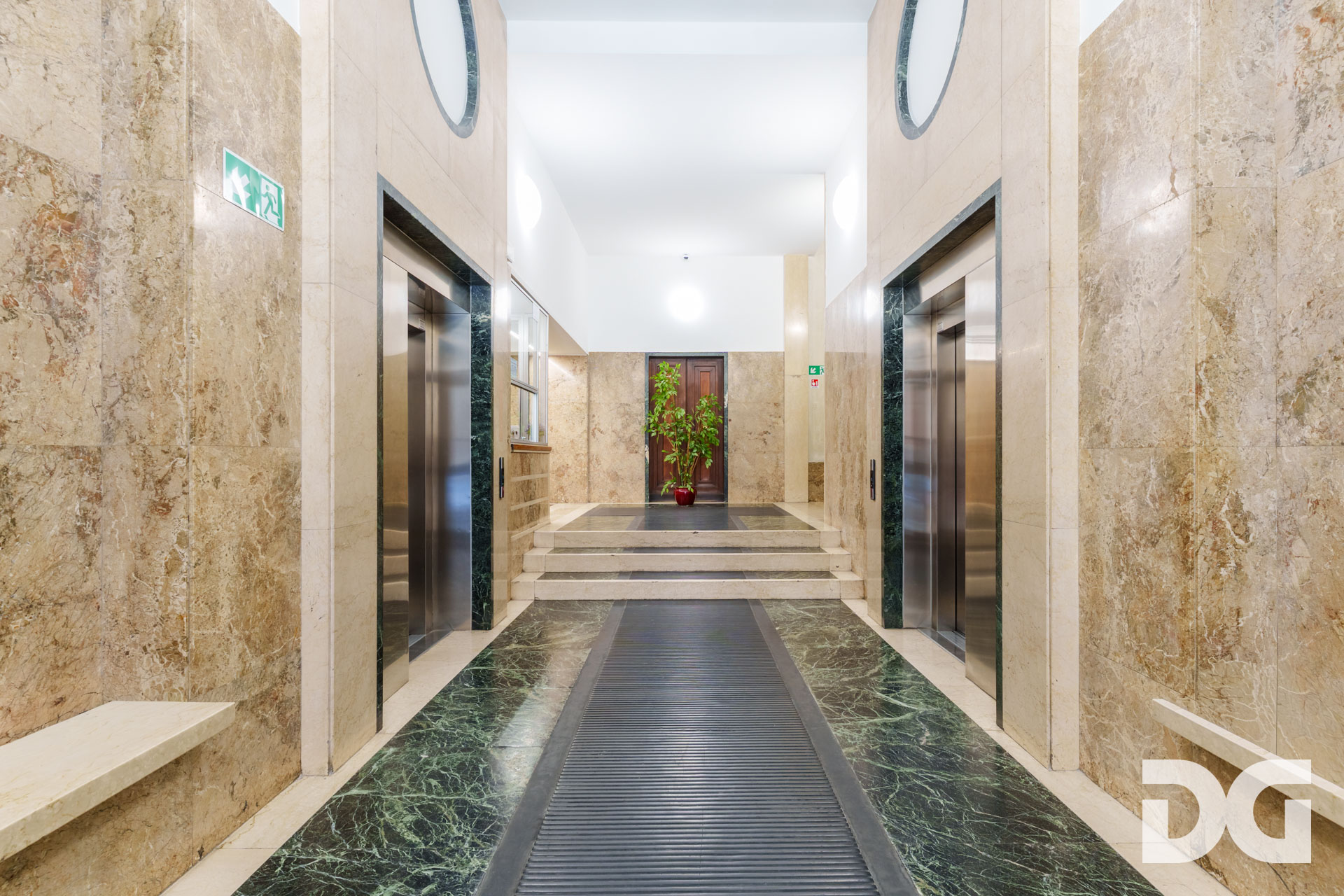 Immobiliare Del Guasta CENTRO – VIA CECCARDI UFFICIO MQ.72 