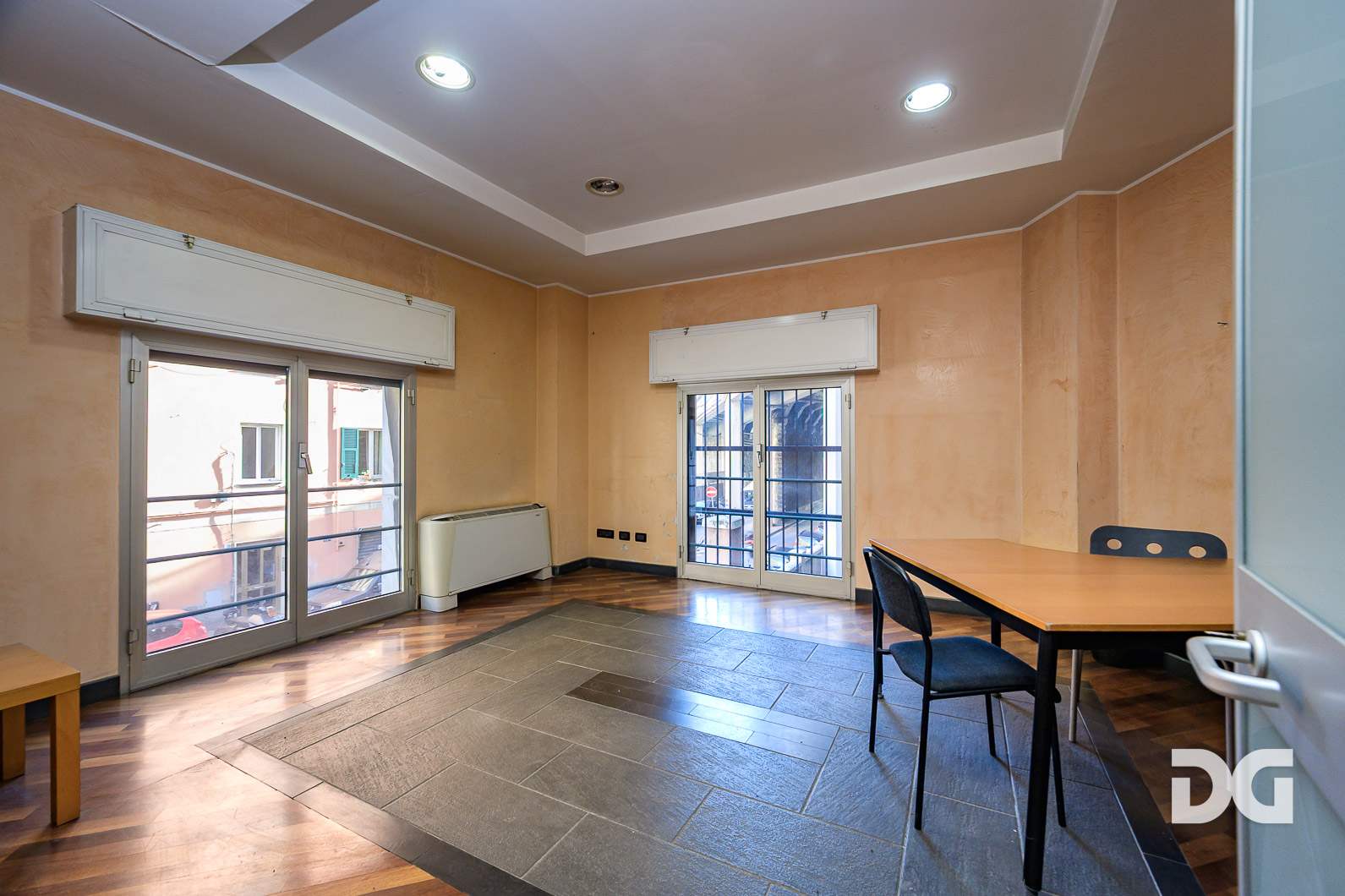 Immobiliare Del Guasta SAMPIERDARENA – VIA S.B. DEL FOSSATO - UFFICIO MQ. 110 