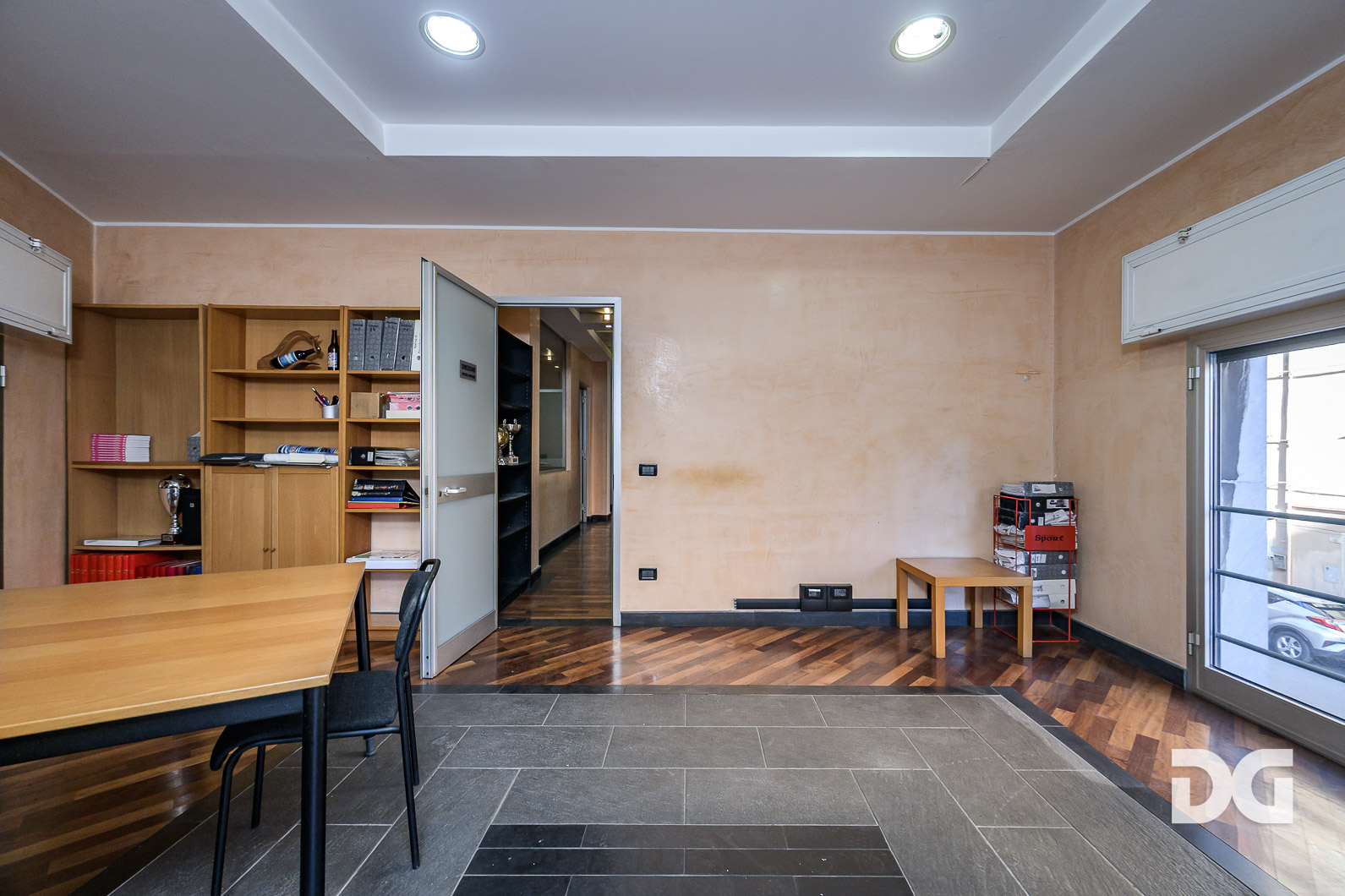 Immobiliare Del Guasta SAMPIERDARENA – VIA S.B. DEL FOSSATO - UFFICIO MQ. 110 