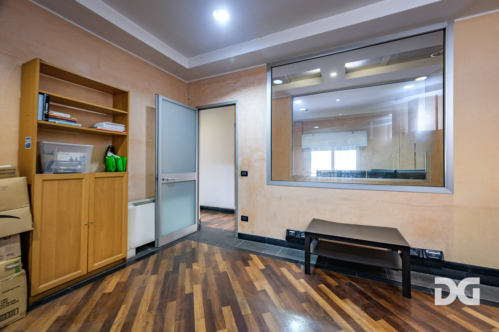 Immobiliare Del Guasta SAMPIERDARENA – VIA S.B. DEL FOSSATO - UFFICIO MQ. 110 