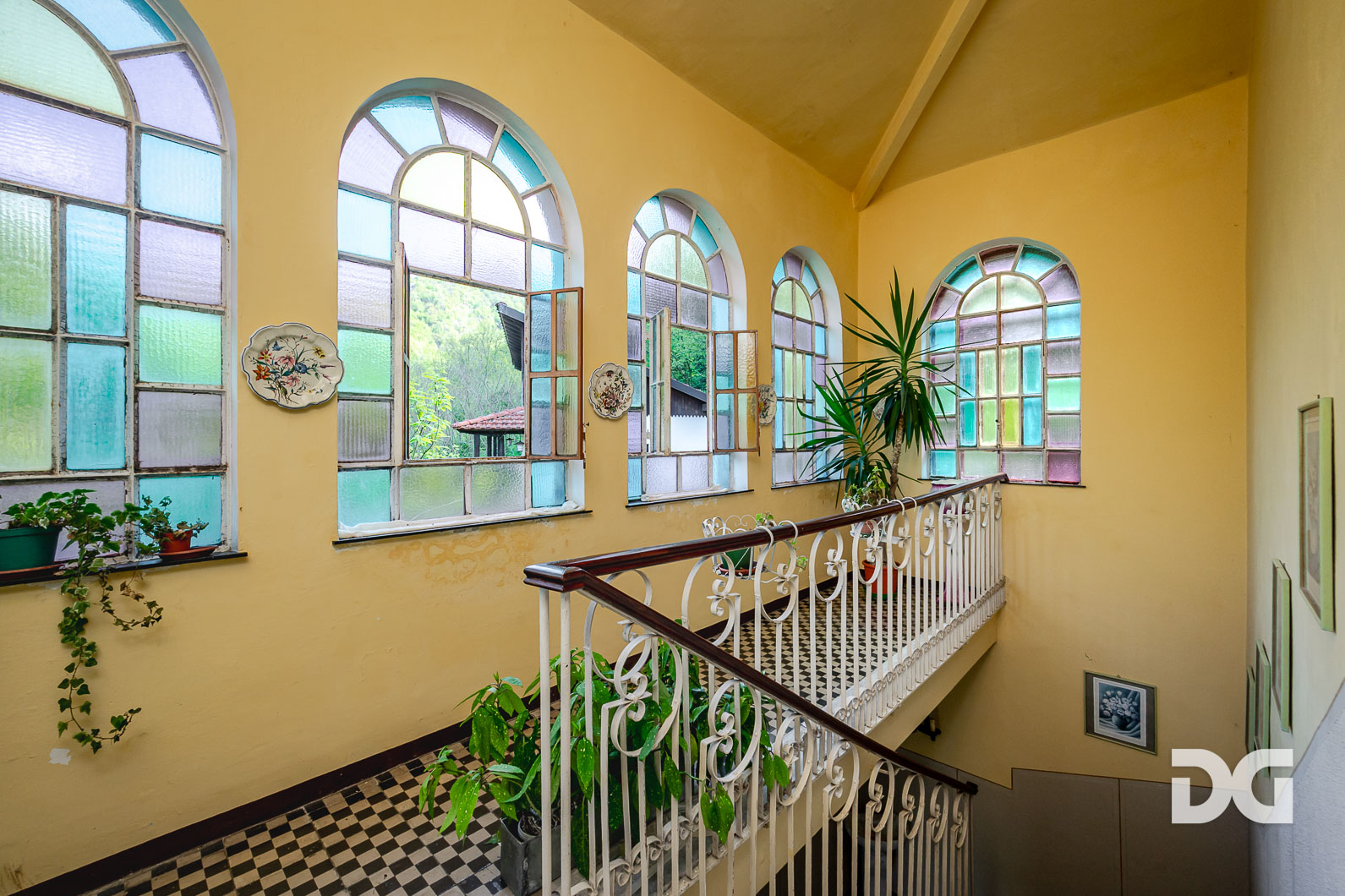 Immobiliare Del Guasta SAVIGNONE – PRESTIGIOSA VILLA DEL ‘900 CON PARCO 