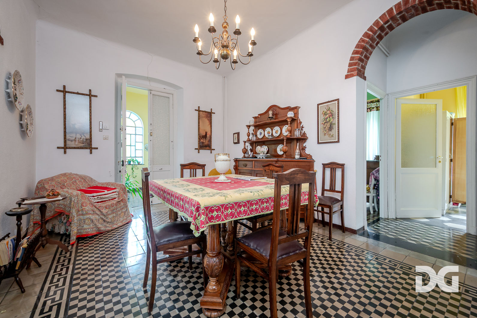 Immobiliare Del Guasta SAVIGNONE – PRESTIGIOSA VILLA DEL ‘900 CON PARCO 