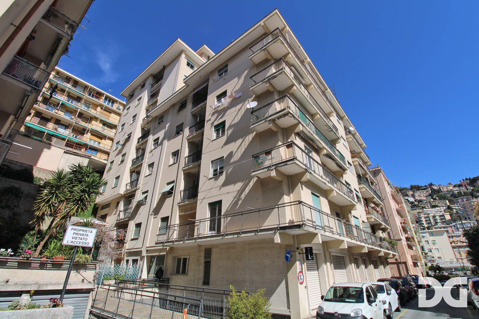 Immobiliare Del Guasta CASTELLETTO – VIA SCORZA MQ. 162 PANORAMICI CON TERRAZZO 