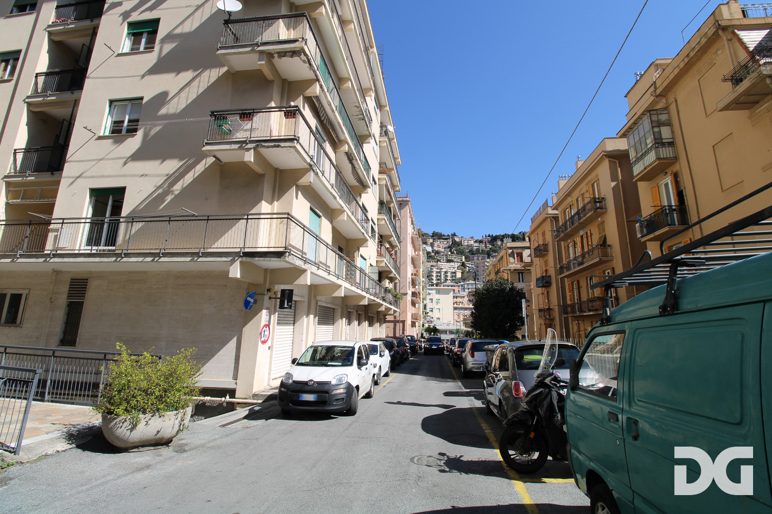 Immobiliare Del Guasta CASTELLETTO – VIA SCORZA MQ. 162 PANORAMICI CON TERRAZZO 