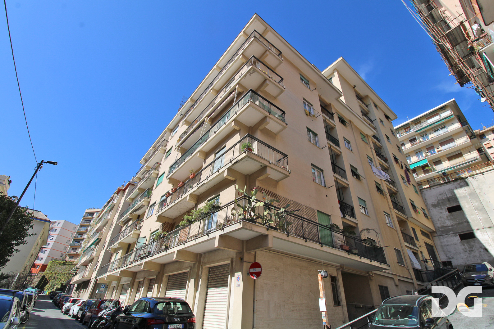 Immobiliare Del Guasta CASTELLETTO – VIA SCORZA MQ. 162 PANORAMICI CON TERRAZZO 