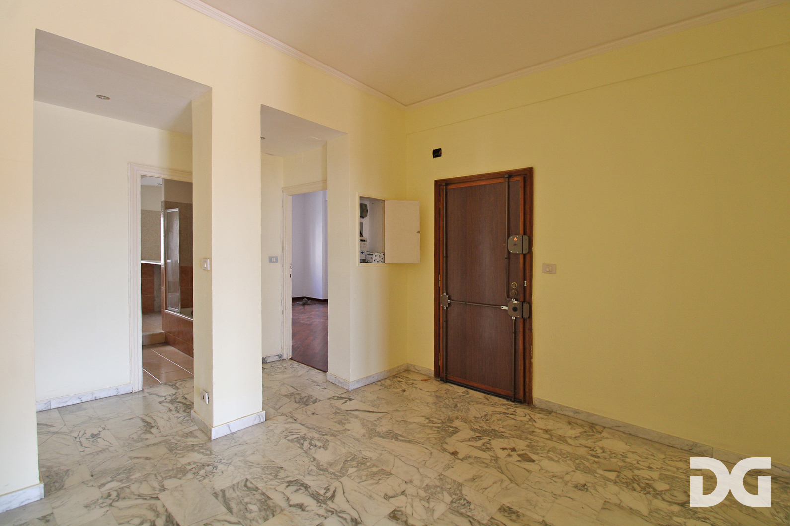 Immobiliare Del Guasta CASTELLETTO – VIA SCORZA MQ. 162 PANORAMICI CON TERRAZZO 