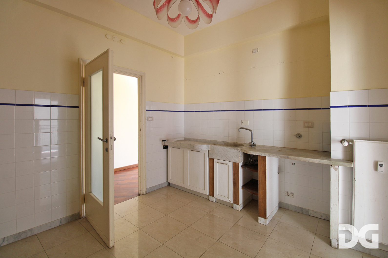 Immobiliare Del Guasta CASTELLETTO – VIA SCORZA MQ. 162 PANORAMICI CON TERRAZZO 