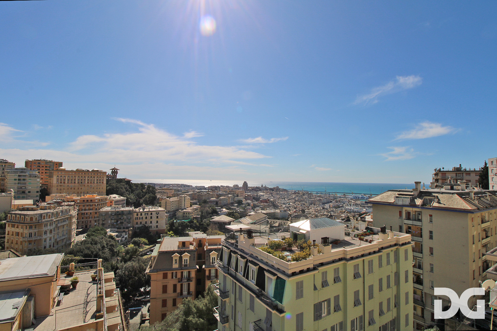 Immobiliare Del Guasta CASTELLETTO – VIA SCORZA MQ. 162 PANORAMICI CON TERRAZZO 