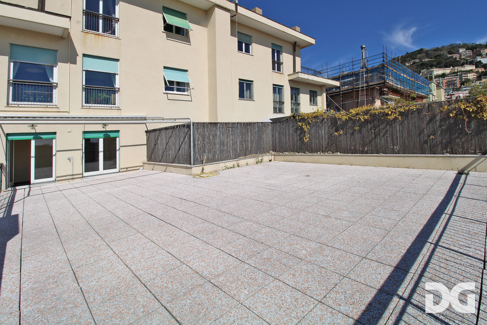 Immobiliare Del Guasta CASTELLETTO – VIA SCORZA MQ. 162 PANORAMICI CON TERRAZZO 