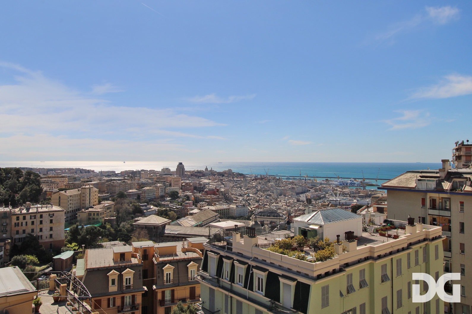 Immobiliare Del Guasta CASTELLETTO – VIA SCORZA MQ. 162 PANORAMICI CON TERRAZZO 