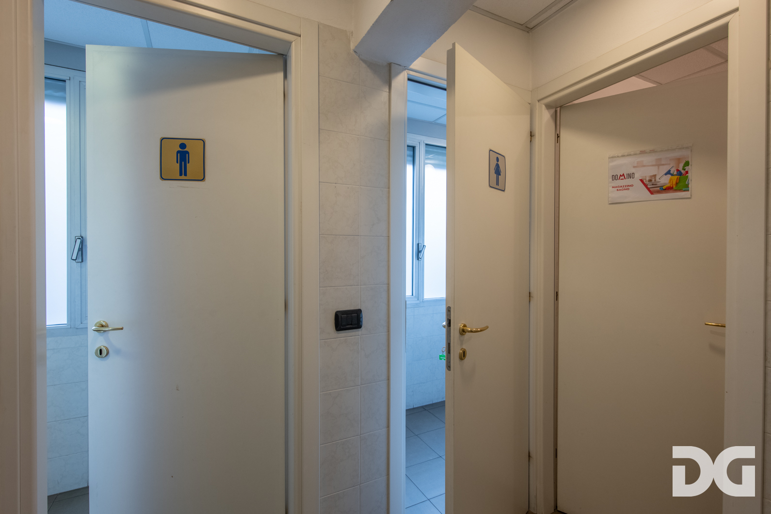 Immobiliare Del Guasta CORNIGLIANO – VIA F.ROLLA UFFICI MQ. 318 CON POSTI AUTO 