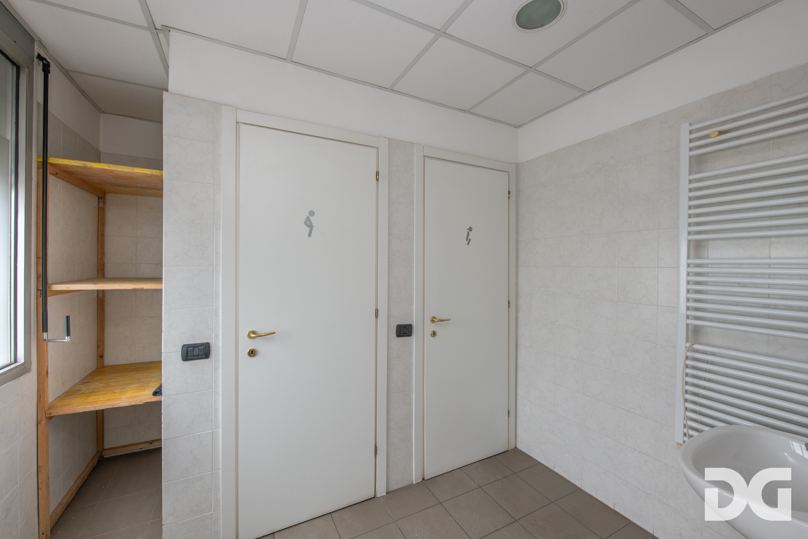 Immobiliare Del Guasta CORNIGLIANO – VIA F.ROLLA UFFICI MQ. 124 CON POSTI AUTO 