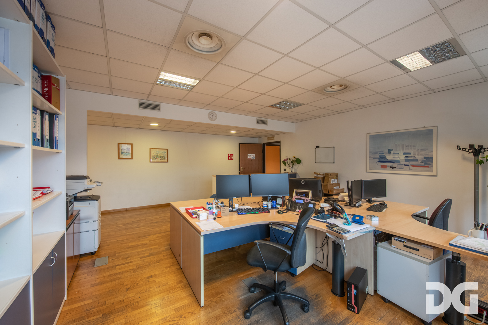 Immobiliare Del Guasta CORNIGLIANO – VIA F.ROLLA UFFICI MQ. 318 CON POSTI AUTO 