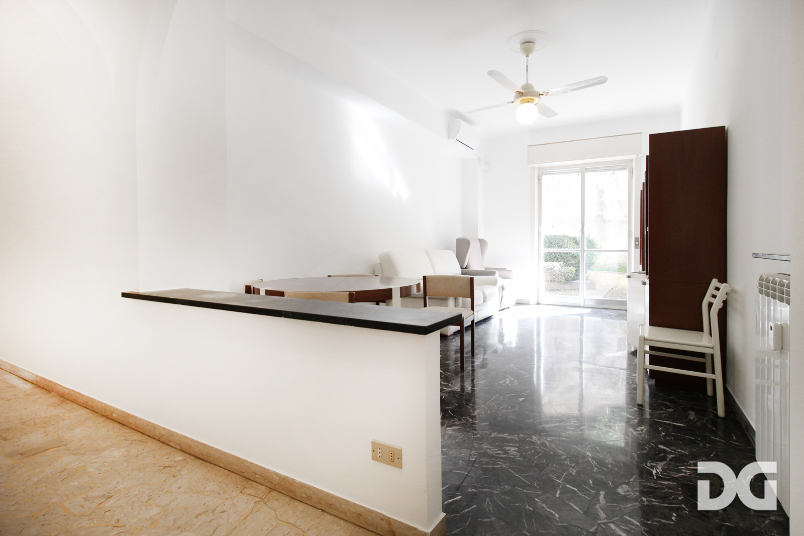 Immobiliare Del Guasta BORGORATTI VIA MINORETTI - MQ. 98 ARREDATI CON TERRAZZO 