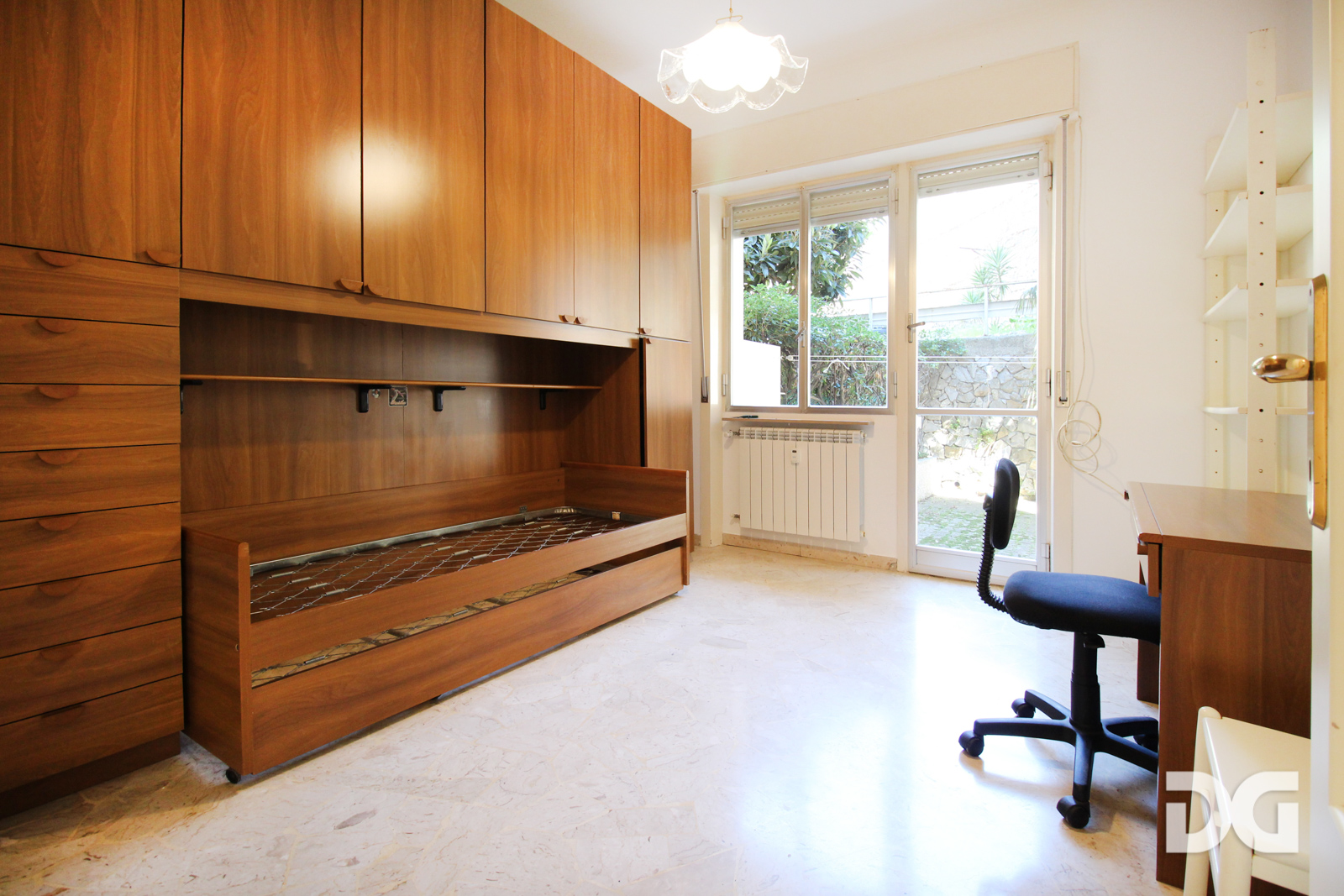 Immobiliare Del Guasta BORGORATTI VIA MINORETTI - MQ. 98 ARREDATI CON TERRAZZO 