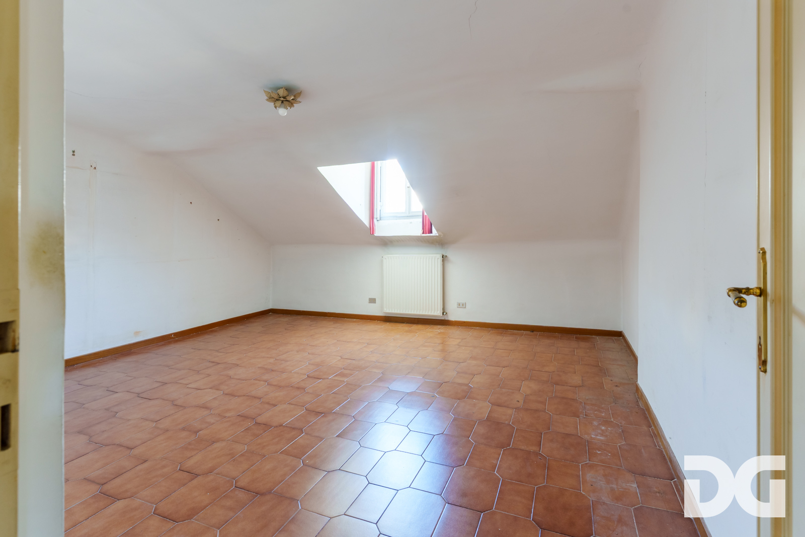Immobiliare Del Guasta CARIGNANO – VIA NINO BIXIO ATTICO PANORAMICO MQ.178