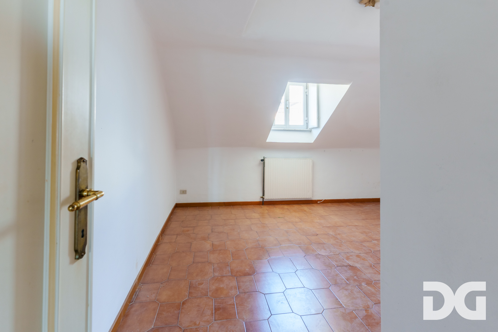Immobiliare Del Guasta CARIGNANO – VIA NINO BIXIO ATTICO PANORAMICO MQ.178
