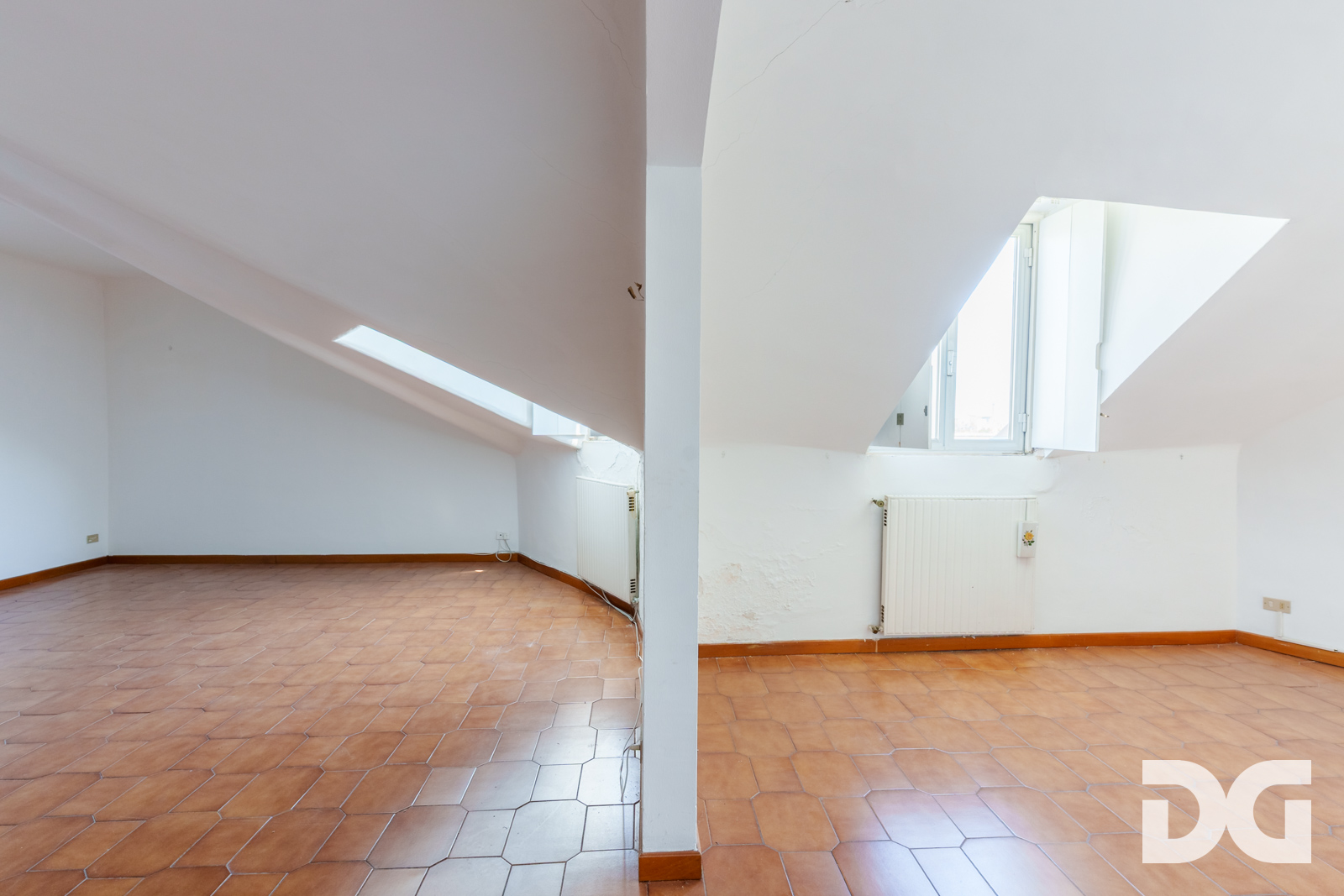 Immobiliare Del Guasta CARIGNANO – VIA NINO BIXIO ATTICO PANORAMICO MQ.178