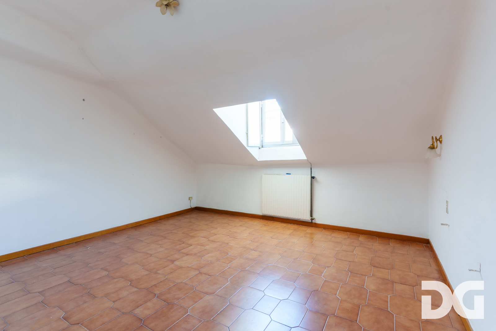 Immobiliare Del Guasta CARIGNANO – VIA NINO BIXIO ATTICO PANORAMICO MQ.178