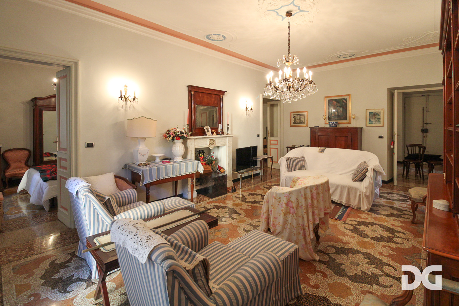 Immobiliare Del Guasta CORSO FIRENZE – RISTRUTTURATI MQ. 167 ARREDATI 