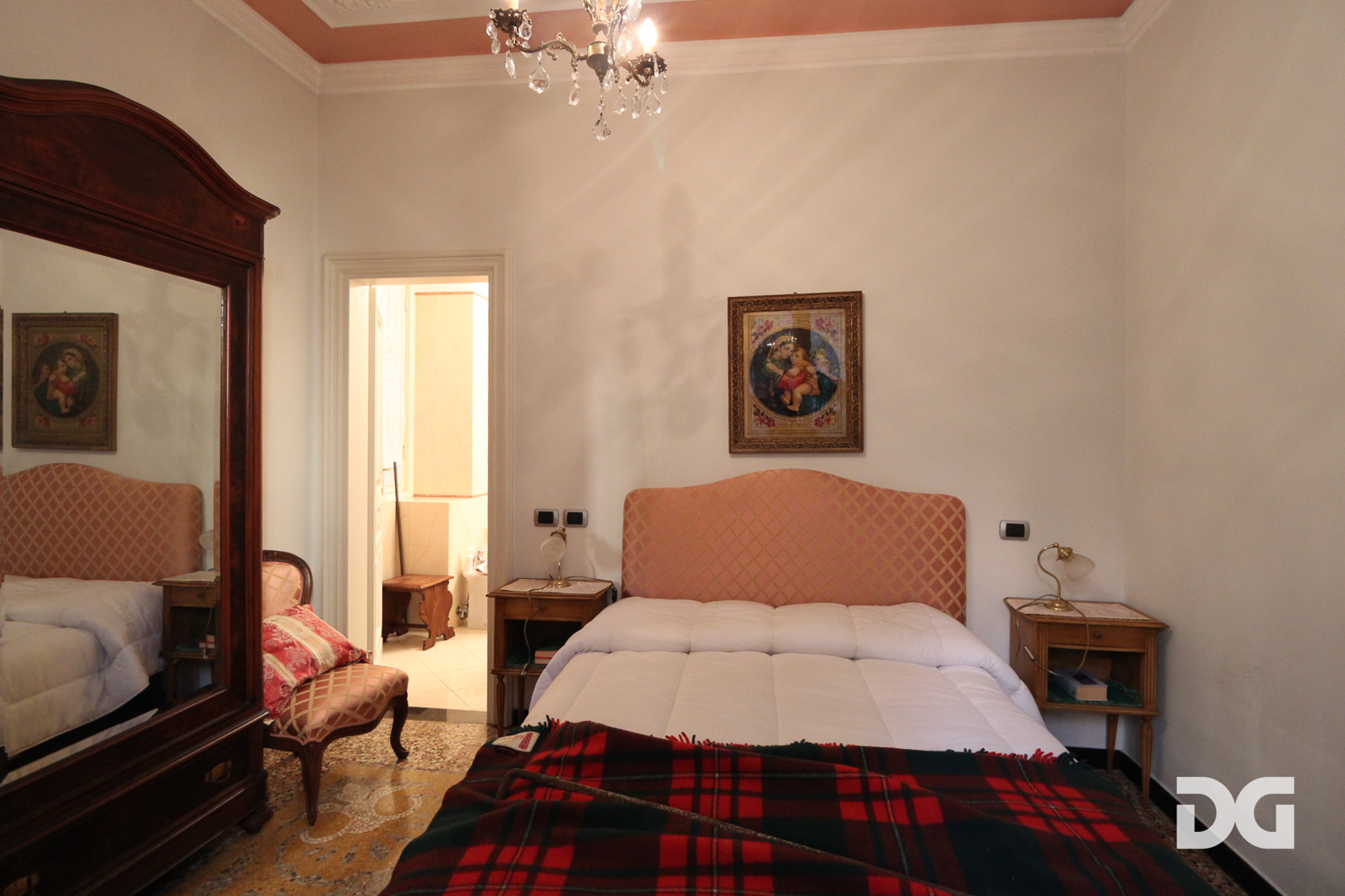 Immobiliare Del Guasta CORSO FIRENZE – RISTRUTTURATI MQ. 167 ARREDATI 