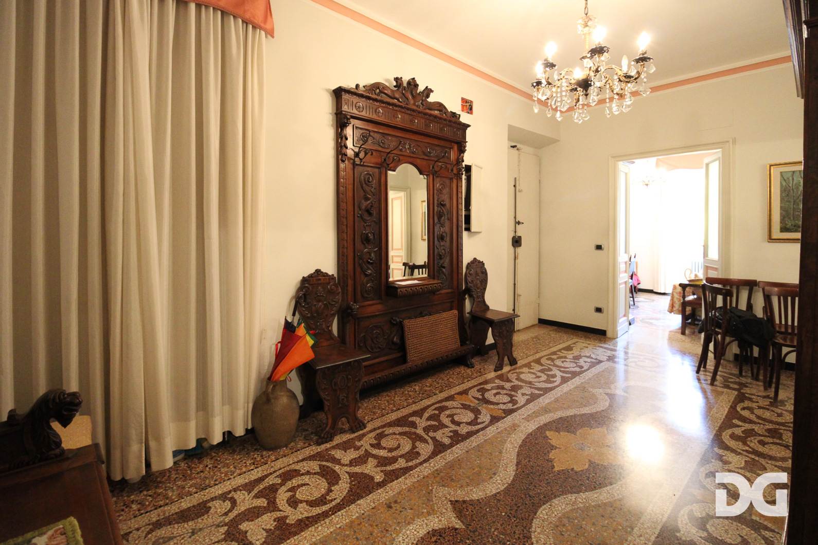 Immobiliare Del Guasta CORSO FIRENZE – RISTRUTTURATI MQ. 167 ARREDATI 