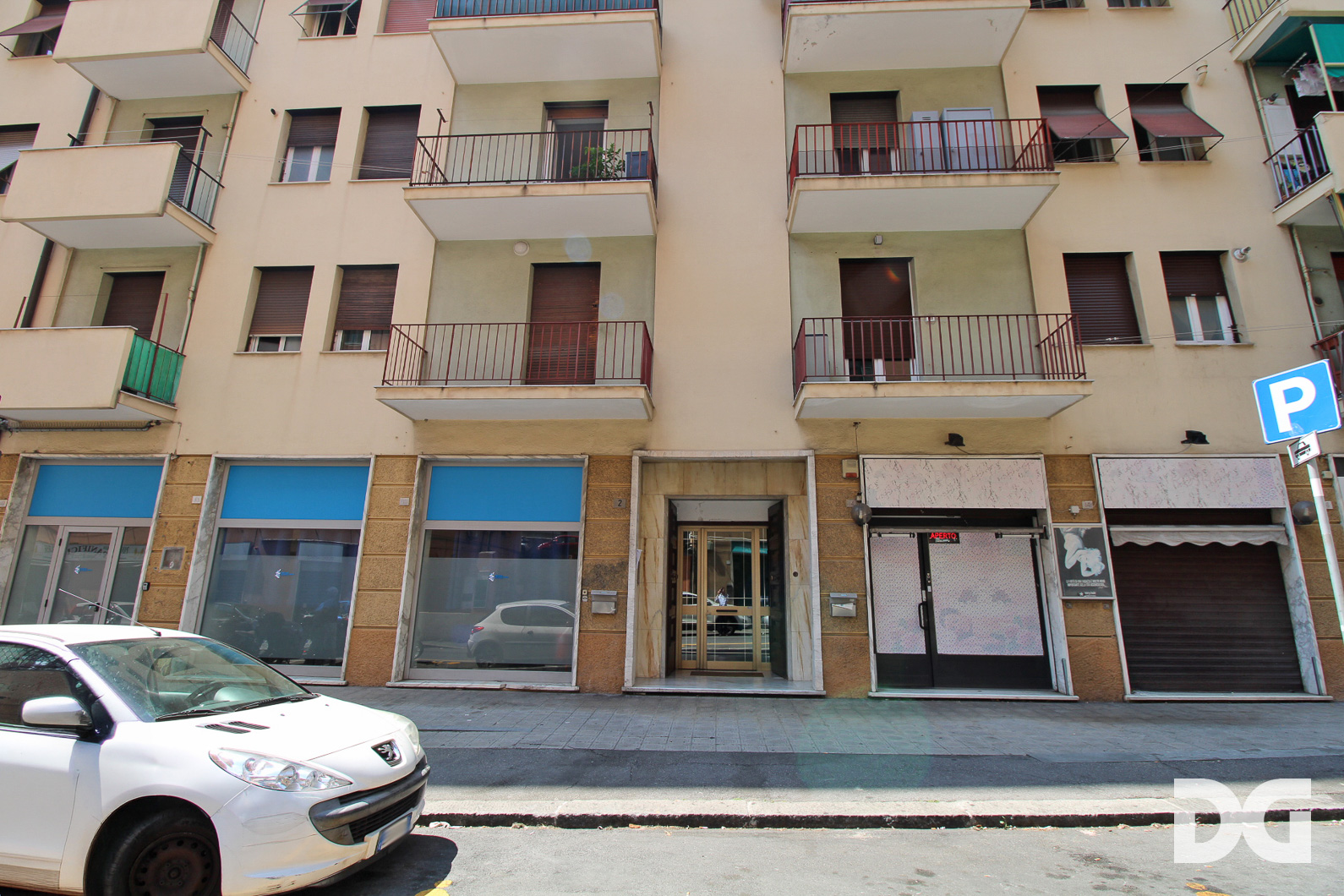 Immobiliare Del Guasta SAN FRUTTUOSO – VIA DONGHI ORDINATI MQ. 58 CON BALCONE 