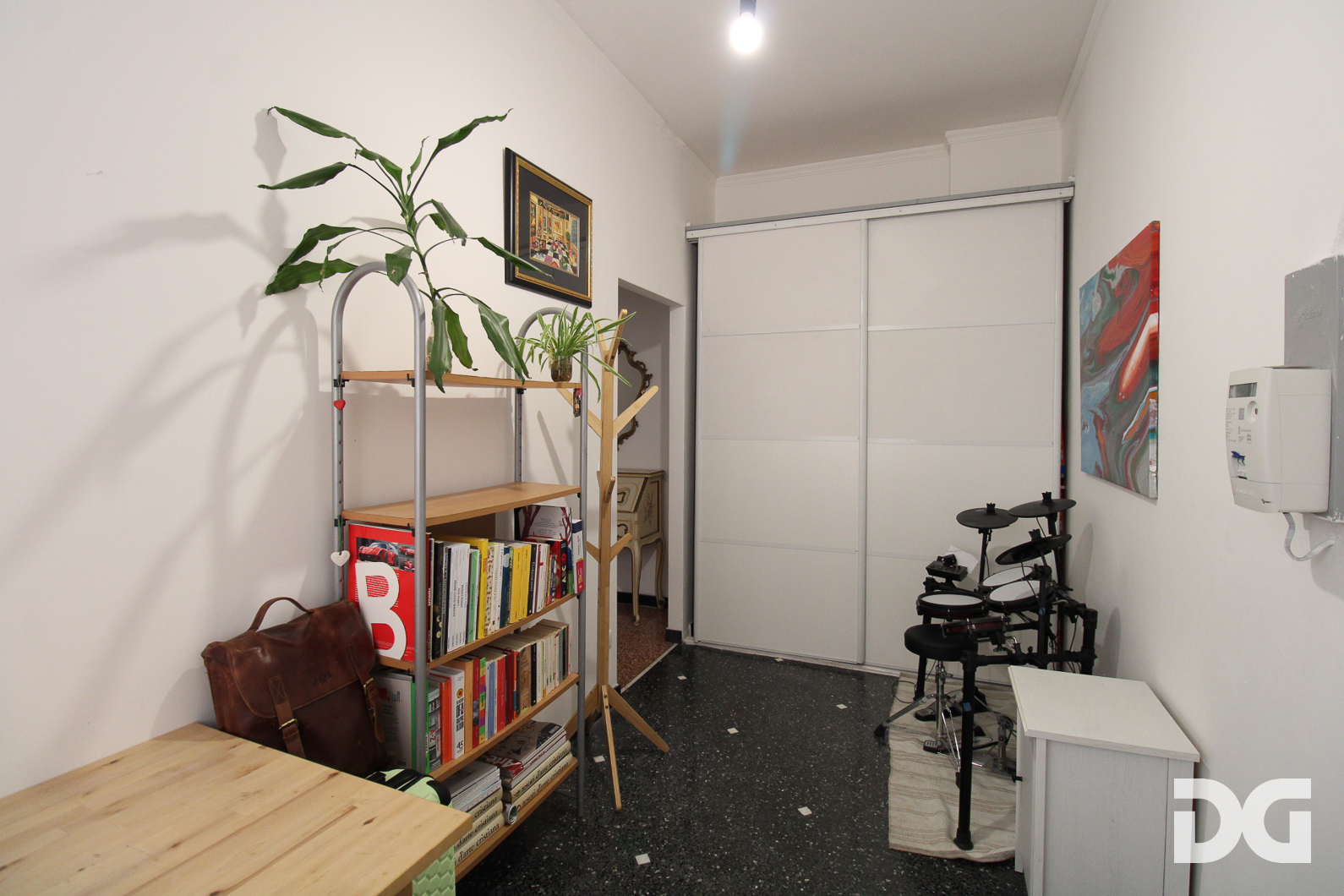 Immobiliare Del Guasta SAN FRUTTUOSO – VIA DONGHI ORDINATI MQ. 58 CON BALCONE 