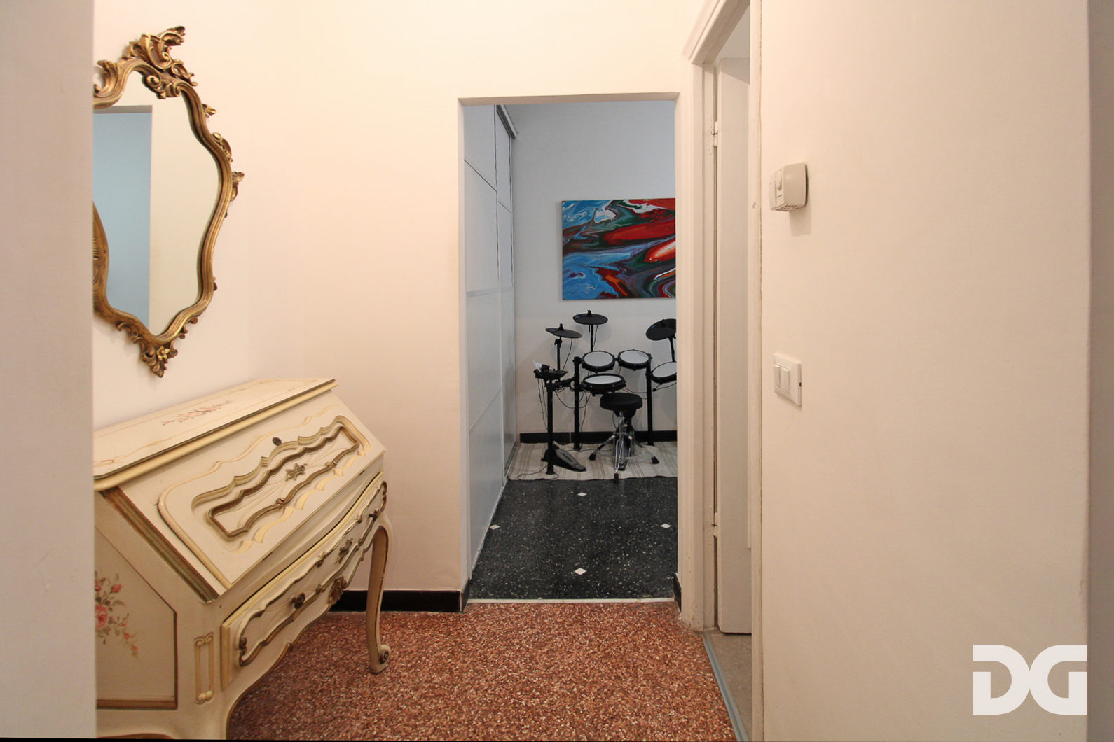 Immobiliare Del Guasta SAN FRUTTUOSO – VIA DONGHI ORDINATI MQ. 58 CON BALCONE 
