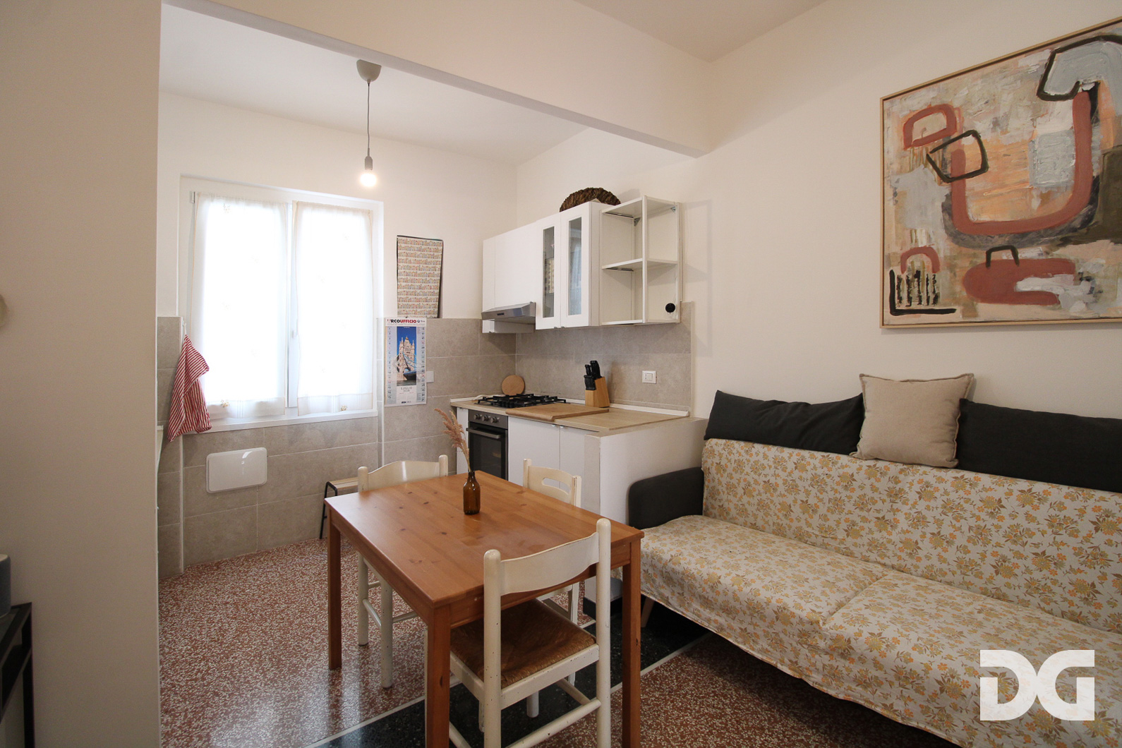 Immobiliare Del Guasta SAN FRUTTUOSO – VIA DONGHI ORDINATI MQ. 58 CON BALCONE 